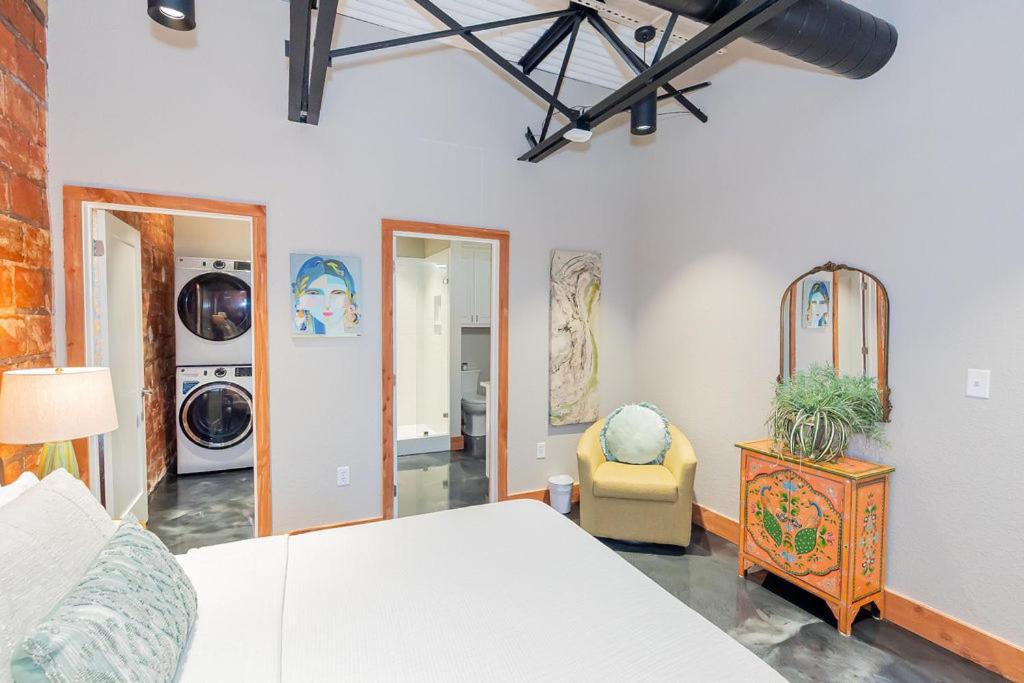 The Secret Cenote Hotel Jacksonville Bagian luar foto